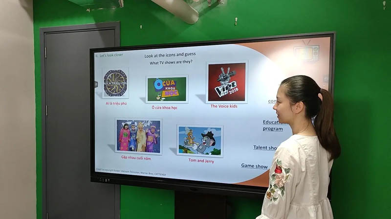 Touch screen with built-in operating system for rent