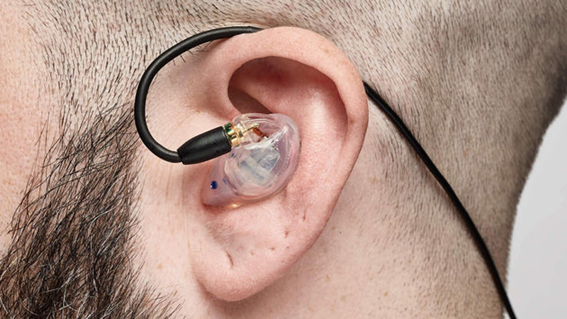 cho-thue-in-ear-monitor (3)