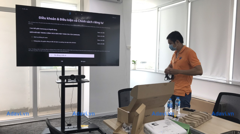 cung cap lap dat thiet-bi-truyen-thong-truc-tuyen logitech meetup (3)