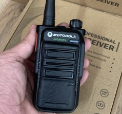 Motorola CP-1668 PLUS - 5W - 16 kênh - 1km